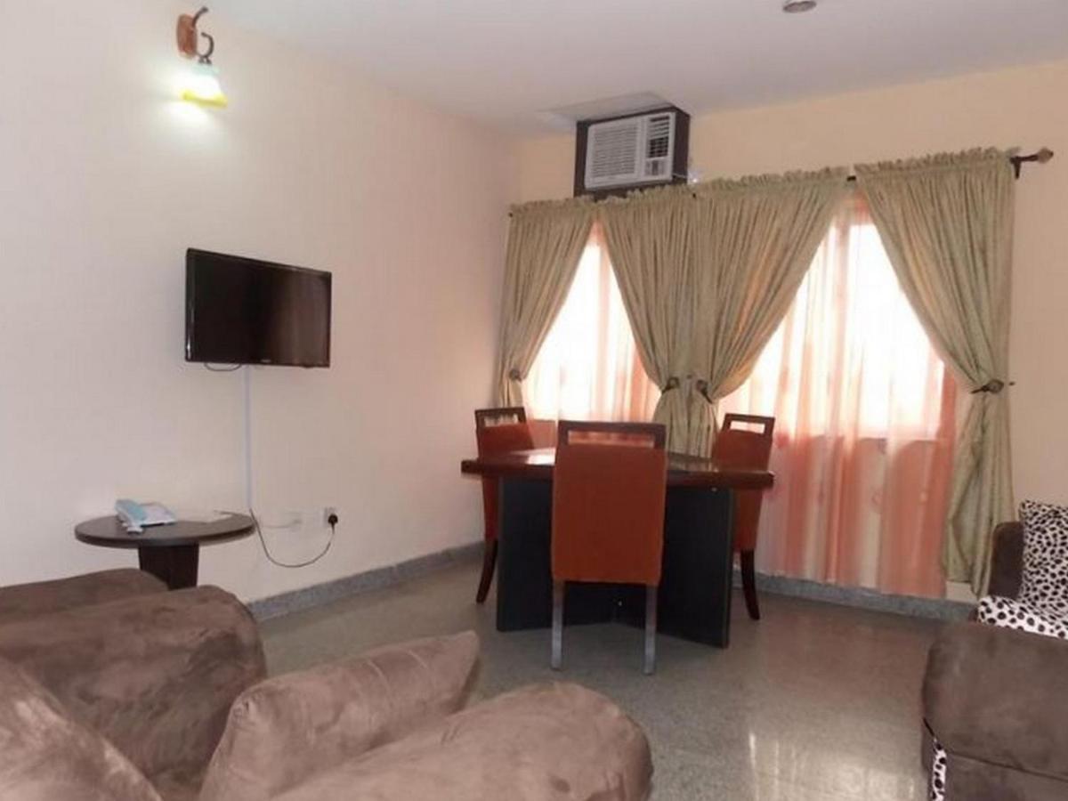 Room In Lodge - Ambience Hotels Abujahome For Leisure And Business Travellers Eksteriør bilde