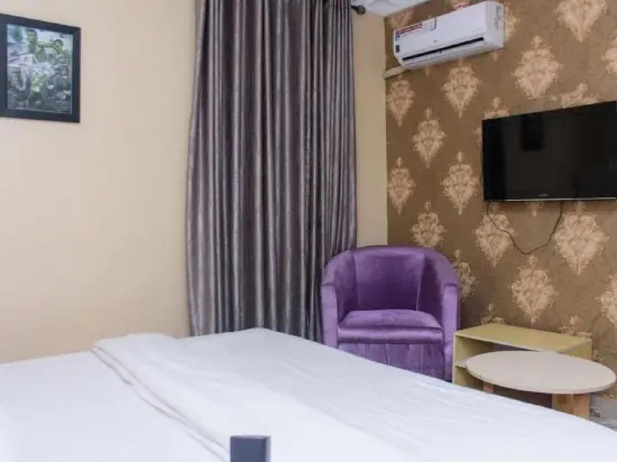 Room In Lodge - Ambience Hotels Abujahome For Leisure And Business Travellers Eksteriør bilde
